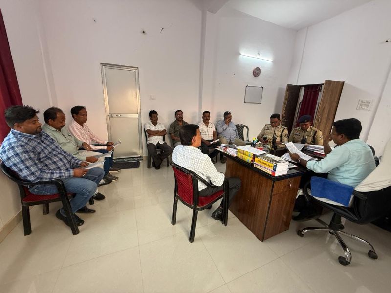 मतदाता सूची में नाम छूटा है तो अब न करें देर! जशपुर में 31 अक्टूबर तक चलेगा विशेष अभियान, घर-घर पहुंचेंगे BLO और हर बुधवार-गुरुवार लगेंगे शिविर—कौन कर सकता है आवेदन और कैसे जुड़ेगा नाम?