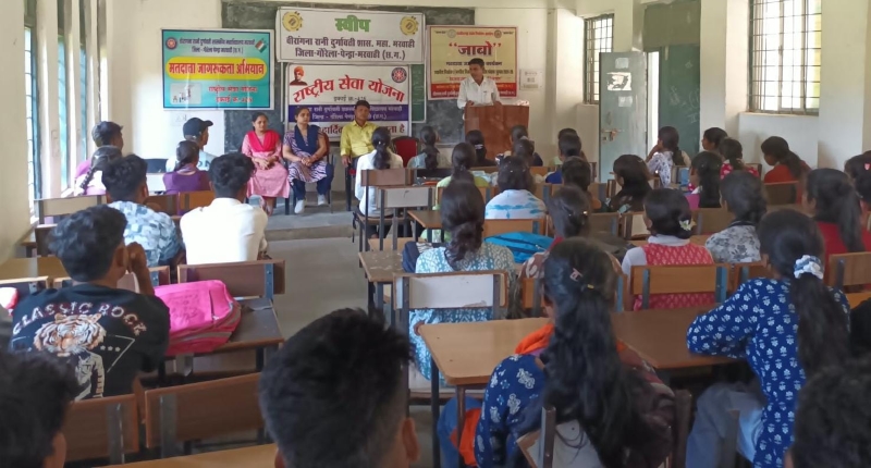 लोकतंत्र में अपनी पहली भागीदारी के लिए युवाओं ने बढ़ाए कदम, मरवाही के शासकीय महाविद्यालय में एक ही दिन 25 नए मतदाताओं का ऑनलाइन पंजीयन; जानिए कैसे स्वीप और एनएसएस अभियान ने विद्यार्थियों को किया जागरूक!
