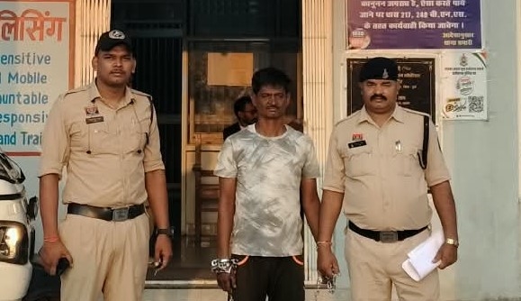 दूसरों का झगड़ा शांत कराने की कोशिश पड़ी भारी, बीच-बचाव करने वाले शख्स पर धारदार हथियार से हमला! उत्कल नगर की घटना में आरोपी गिरफ्तार, वारदात में इस्तेमाल हथियार भी जब्त