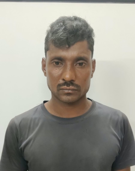 पांच साल से फरार वारंटी पर पुलिस का शिकंजा, पुराना मामला फिर आया सुर्खियों में! जांजगीर-चांपा की मुलमुला पुलिस ने मारपीट के आरोपी को पकड़कर पहुंचाया जेल