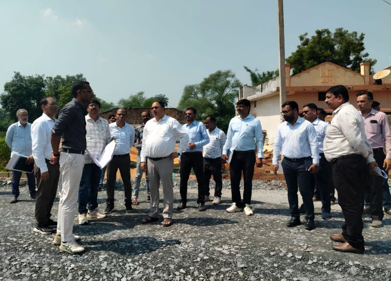 बरसात खत्म होते ही निर्माण कार्यों पर शिकंजा, अब दफ्तरों की रिपोर्ट नहीं मैदान में होगी असली परीक्षा! पीडब्ल्यूडी सचिव मुकेश कुमार बंसल ने सड़कों, पुलों और भवनों का किया निरीक्षण, ठेकेदारों को समय-सीमा और गुणवत्ता पर सख्त निर्देश
