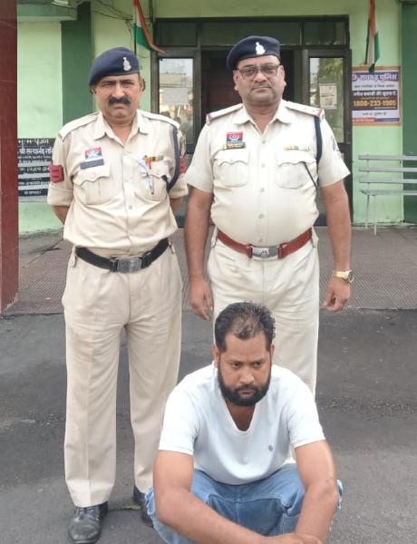 छत्तीसगढ़ में गौवंश तस्करी का मामला, आरोपी छिपा था झारखंड में! ‘ऑपरेशन क्लीन हंट’ में रायगढ़ पुलिस ने घेराबंदी कर पकड़ा
