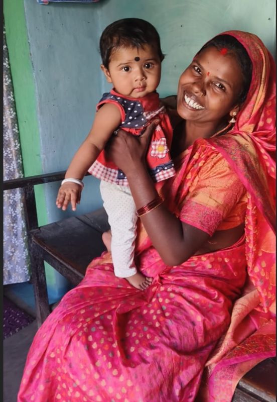 मातृत्व के कठिन दौर में पूजा पटेल को मिली ₹20 हजार की आर्थिक मदद, बच्चे के पौष्टिक आहार के लिए ऐसे काम आ रही सरकारी योजना