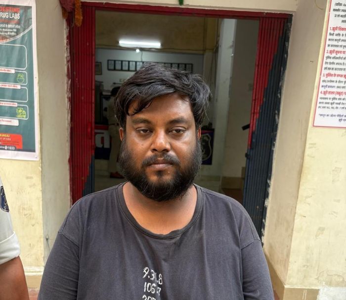 बैंक खाते में फ्रॉड की रकम, फिर UPI और ATM से निकासी! संदिग्ध म्यूल अकाउंट की जांच में घिरा खाताधारक गिरफ्तार, अब खुलेगी साइबर ठगी के नेटवर्क की कड़ी?