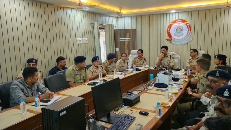 लंबित मामलों पर नजर, रिकॉर्ड और पेशी का हिसाब एक क्लिक में! रायपुर कमिश्नरेट का बड़ा डिजिटल कदम, सभी ACP/विशेष कार्यपालिक मजिस्ट्रेट न्यायालयों में लागू होगा E-Court सिस्टम