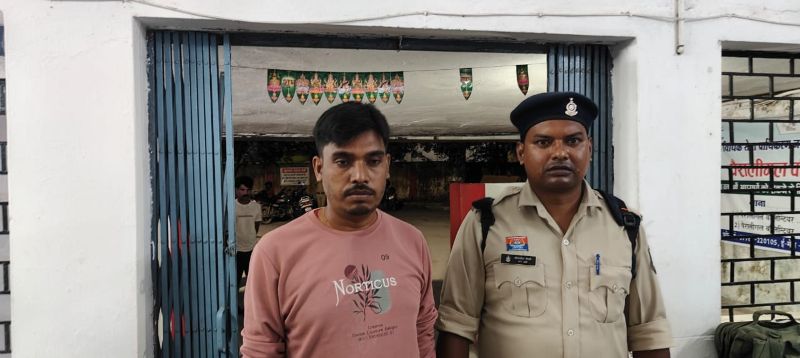 समाज से बहिष्कृत करने के बाद दोबारा शामिल करने के नाम पर ₹2 लाख मांगने का आरोप! तत्कालीन अध्यक्ष शेखर बंजारा गिरफ्तार, न्यायिक रिमांड पर भेजा गया जेल—₹1 लाख ट्रांसफर करने का परिवाद, अन्य आरोपियों की तलाश जारी