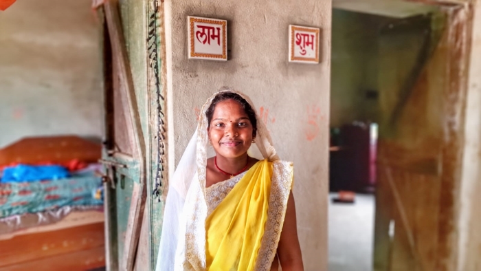 छोटी-सी रकम से आत्मनिर्भरता की बड़ी राह! महतारी वंदन योजना के ₹1,000 से अनीता संभाल रहीं घरेलू खर्च और बचत—जानिए उनकी कहानी