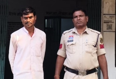 लंबे समय से पुलिस को दे रहा था चकमा, आखिरकार पकड़ में आया स्थायी वारंटी! बिल्हा पुलिस का ऑपरेशन बाज तेज, एक सप्ताह में 11 वारंट की तामिली