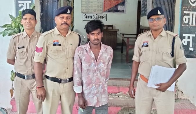 शादी का झांसा देकर नाबालिग से अनाचार का आरोप, शिकायत के बाद चंद घंटों में पुलिस ने आरोपी को दबोचा; मोबाइल से अश्लील सामग्री मिलने पर IT एक्ट की धारा भी जुड़ी