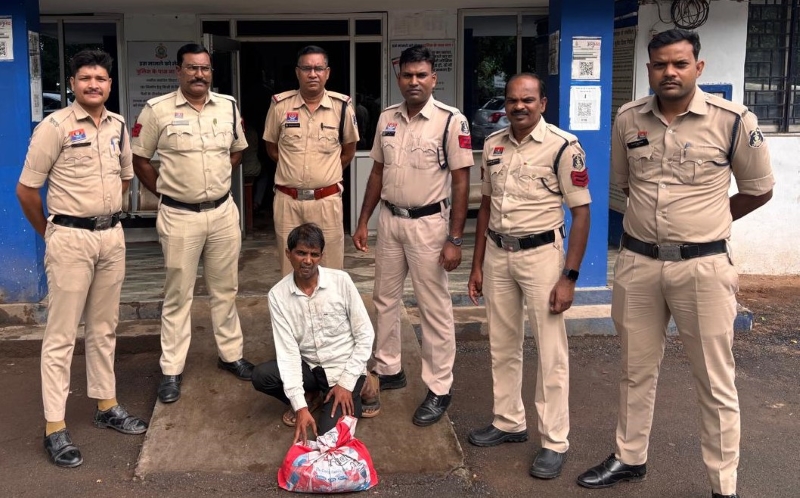 छोटे देवगांव के बाद अब कुनकुनी में गांजा तस्करी का खुलासा, पुलिस की लगातार दूसरी रेड! 1.805 किलो गांजे के साथ आरोपी गिरफ्तार, NDPS एक्ट में जेल भेजा गया